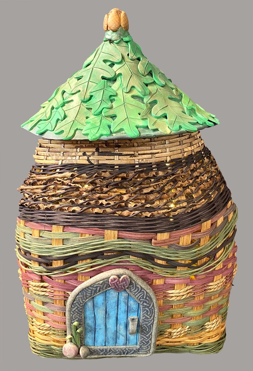 curious_mondo's tweet image. How to Weave a Fairy House/Gnome Home Condo  curiousmondo.com/weave-a-fairy-… #basketry #basketweaving #crafts #polymerclay #weaving