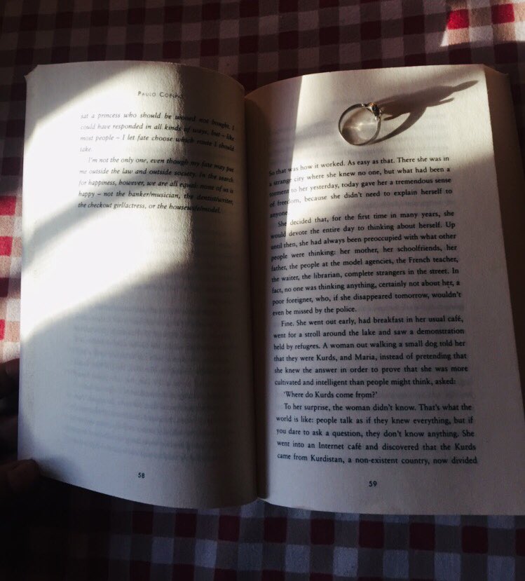 dixita011's tweet photo. Book 5 Eleven Minutes by @paulocoelho Publishers @HarperCollinsIN
I let fate choose which route should I Take.
#IndianReader #bookblogger https://t.co/w70K8vhIZA