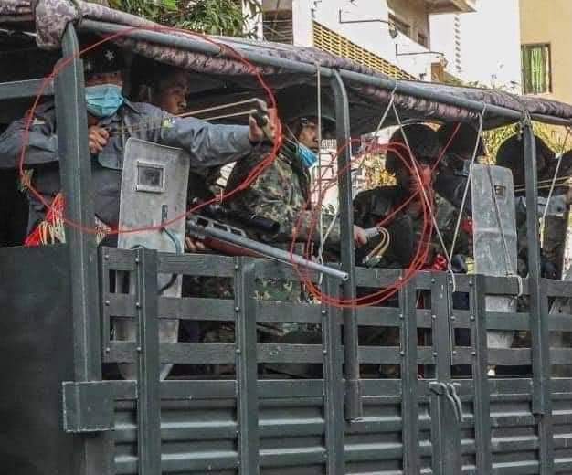Lal_Chhan_Himi's tweet photo. Shooting into people’s homes just because they’re taking videos? AND WHERE IS YOUR UNIFORM? Police brutality is real on defenseless citizens. TW : Guns @UNHumanRights @UN  @freya_cole @UN @JapanGov #WhatsHappeningInMyanmar #Feb15Coup https://t.co/gxOIcEvPOS