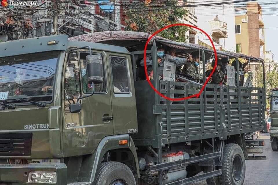 Lal_Chhan_Himi's tweet photo. Shooting into people’s homes just because they’re taking videos? AND WHERE IS YOUR UNIFORM? Police brutality is real on defenseless citizens. TW : Guns @UNHumanRights @UN  @freya_cole @UN @JapanGov #WhatsHappeningInMyanmar #Feb15Coup https://t.co/gxOIcEvPOS