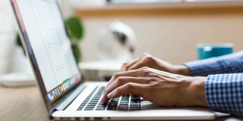 With the news that the UK Government will extend the ban on #evictions, you may be concerned about #rent arrears. 

💻 We are running a free webinar on Thurs 18 Feb with John Paul (<a href="/TheLHAExpert/">John Paul</a>) of <a href="/CastledeneGrp/">Castledene Group</a> for #landlords. 

To register, visit 👉 ow.ly/fra750DAqAi