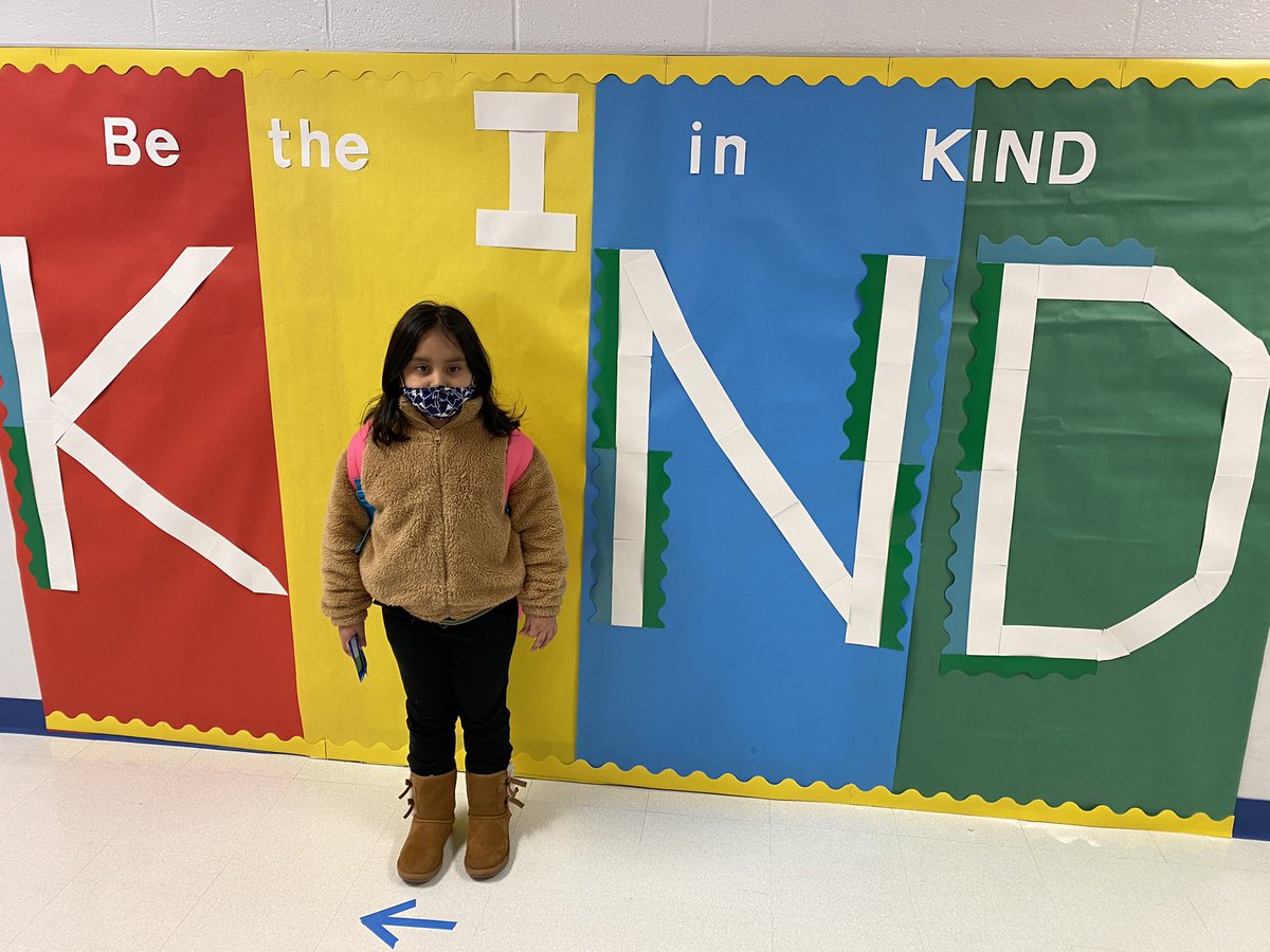 MrsKRutledge's tweet photo. Happy Kindness Week! #KindnessWeek #determineddragons https://t.co/SPr4uDGIHk