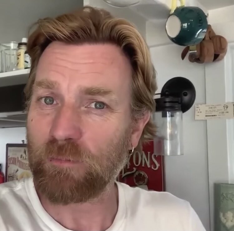 EWAN!!?!??!!!?!!!???????!!!?!?!!???!?