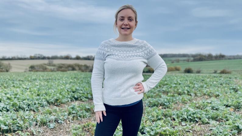 2021 Scholar Emily @McVeighSisters was interviewed for the latest episode of <a href="/CLAtweets/">Country Land & Business Assn</a> podcast 'Rural Business Uncovered'. Hear her speak about how COVID-19 has affected her <a href="/HallKenton/">Kenton Hall Estate</a> business here 👉🏼 play.acast.com/s/cla-rural-po…

#ruralbusiness #entrepreneurs