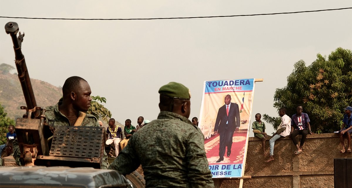 The trial comes amidst recent attacks by a new rebel coalition in  #CARcrisis. “The concerning developments only reinforce the importance of breaking the country’s climate of impunity with credible trials to hold violators to account.” This, more from  @hrw:  https://www.hrw.org/news/2020/12/23/central-african-republic-rebel-violence-threatens-elections