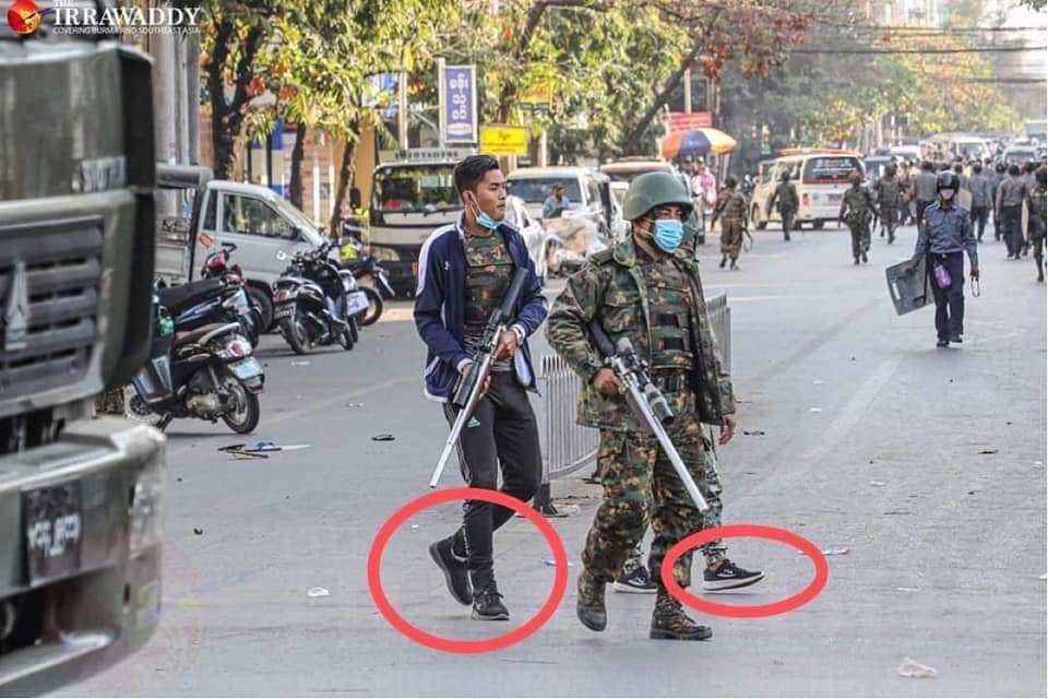 Phue Pwint Hlaing (@phuepwint_h) on Twitter photo Shooting into people’s homes just because they’re taking videos? AND WHERE IS YOUR UNIFORM? Police brutality is real on defenseless citizens. TW : Guns <a href="/UNHumanRights/">UN Human Rights</a> <a href="/UN/">United Nations</a> <a href="/freya_cole/">Freya Cole</a> <a href="/UN/">United Nations</a> <a href="/JapanGov/">The Gov't of Japan</a> #WhatsHappeningInMyanmar #Feb15Coup Shooting into people’s homes just because they’re taking videos? AND WHERE IS YOUR UNIFORM? Police brutality is real on defenseless citizens. TW : Guns <a href="/UNHumanRights/">UN Human Rights</a> <a href="/UN/">United Nations</a> <a href="/freya_cole/">Freya Cole</a> <a href="/UN/">United Nations</a> <a href="/JapanGov/">The Gov't of Japan</a> #WhatsHappeningInMyanmar #Feb15Coup