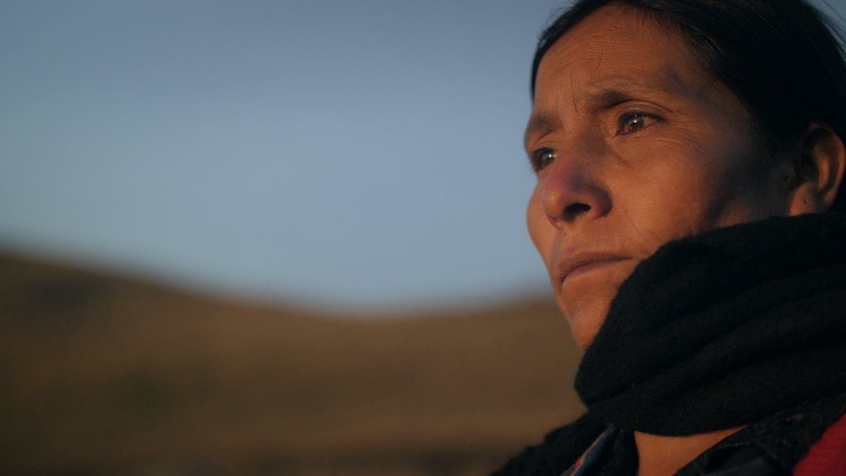 Our #HRWFFCanada Environment and Indigenous rights feature this year #Maxima tells the incredible story of 2016 environmental Goldman Prize winner Máxima Acuña. Get your tickets @hotdocs: hotdocscinema.ca/c/hrwff-21

Thank you to our partners: @UTLawIIO @uOttawaHRREC @MiningWatch