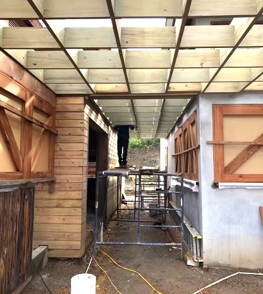 BITTERENDYC's tweet photo. You've seen plenty of photos of our construction project from afar - aerials, photos from the water, etc. But we thought it might be fun to throw in a handful of close-ups, including some interior detailing #MondayMotivation #construction #rebuilding #BEYC #BringBackBitterEnd https://t.co/OL6AwfLYyp