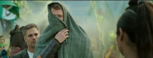 RT @FamousAmosJ69: BRO! it’s be 4 years and I still can’t figure out who this character in Thor Ragnarok is. https://t.co/Lw2NWocRng