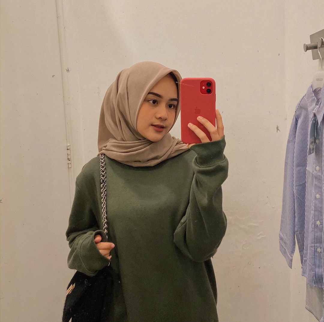 Mutia10637672's tweet photo. Open bo /vcs beb
https://t.co/mgCZHsImPY
Info RR Dm/Wa 
#vcstrusted #HijabNakal  #expokediri 
#openbokediri #angelkediri 
#bokingankediri #bokediri #bisyarkediri #includekediri 
#lendirkediri #bispakkediri 
#kimcilkediri #kediribirahi 
#tulungagung #availtulungagung #sangeberat https://t.co/YjdHRWp8TR