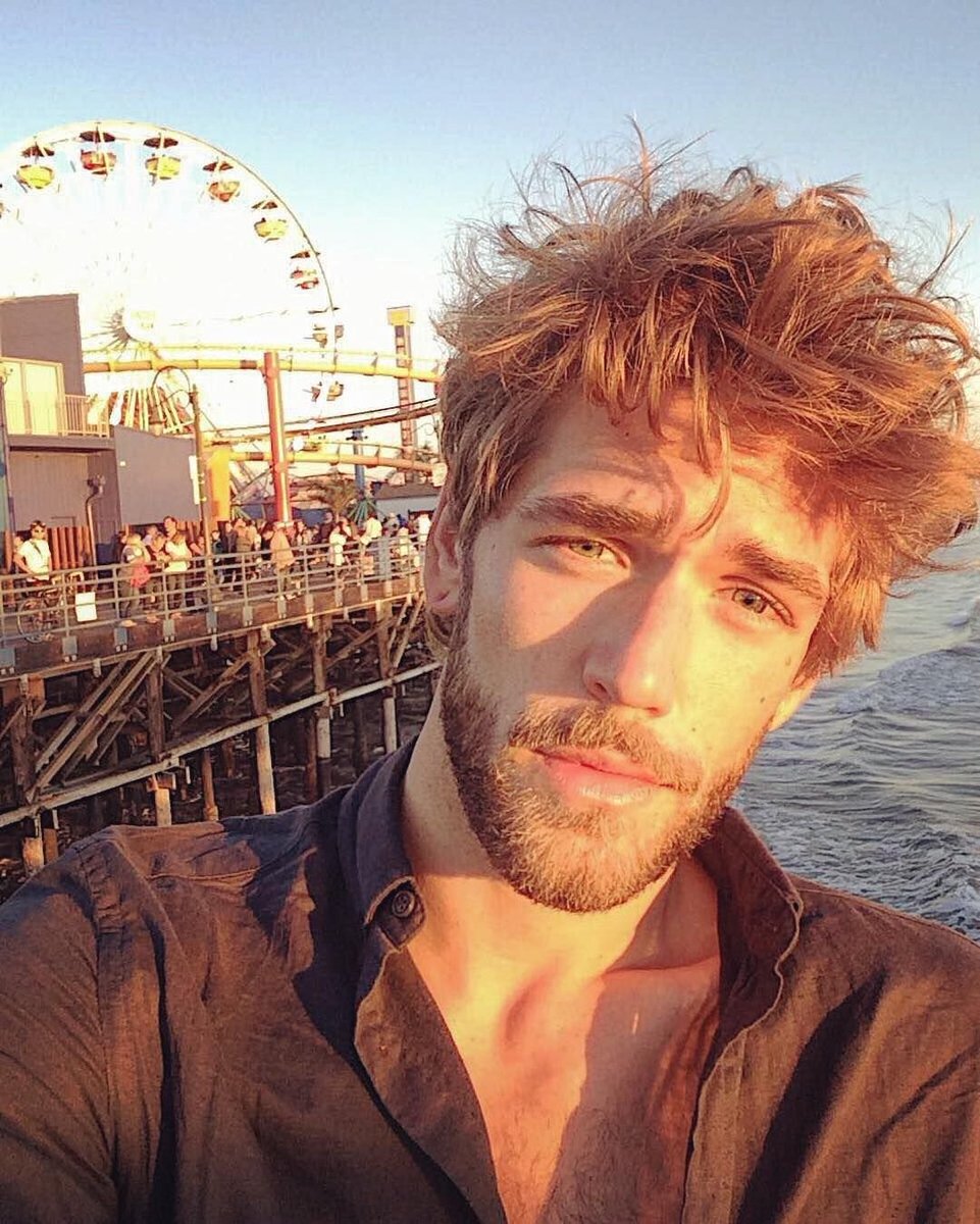 AmphiWater's tweet photo. #MCM 

Her fuzzy-headed love https://t.co/VykGQ9Gt8N