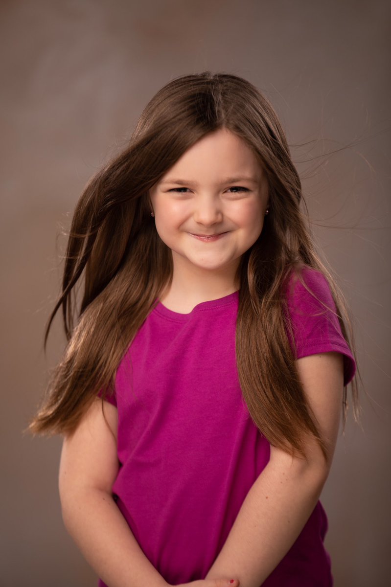 KimJFlanders's tweet photo. My sweet little baby is growing up way too fast! #futureactor #futuremodel #futureveternarian #futureyoutubesensation #futureamericanidol. This girl has big dreams and we encourage all of them!! https://t.co/9ddzVq1BFX