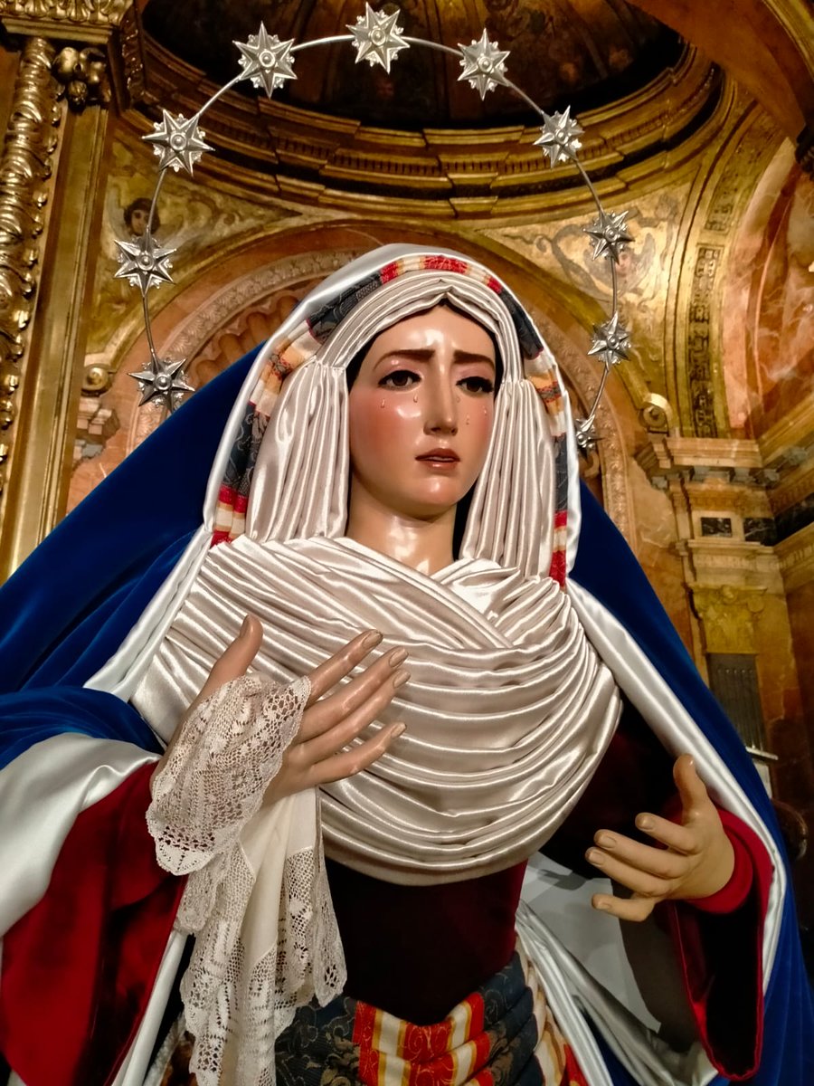 GrandeDeLeon's tweet photo. La imagen de María Santísima del Dulce Nombre de Sevilla, vestida de hebrea para la llegada de la próxima Cuaresma 2021.

@HdaDulceNombre

#ElArteEnLasManos
#vestidor
#vestimenta
#arte
#tradición
#sevilla
#andalucia https://t.co/hMAmKmID4L