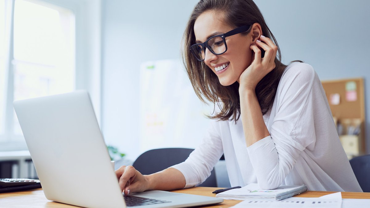 XCM_Solutions's tweet image. &quot;I love how easy it is. I love how transparent it is. It just makes everything so straightforward.&quot; - Christina Johnson.

Listen to how #XCMSolutions helps drive efficiencies and productivity at @BerganKDV. bit.ly/3s0qFyj