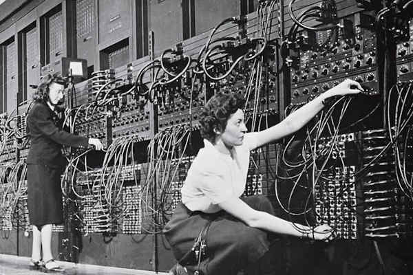 TheOfficialACM's tweet image. Happy #ENIACday! Did you know? Six women were vital to the creation of ENIAC: Jean Bartik, Betty Holberton, Kathleen Antonelli, Marlyn Meltzer, Ruth Teitelbaum, & Frances Spence—initially programmed the machine.
Learn more here, via @CACMmag: bit.ly/3rQoRaP