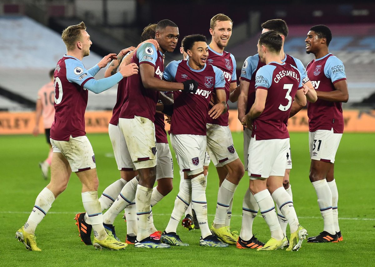 JesseLingard's tweet photo. On the up ⚡️Great performance boys! ⚒🤝❤️ #COYI #JL11NGZ https://t.co/bEPwOYd8k8