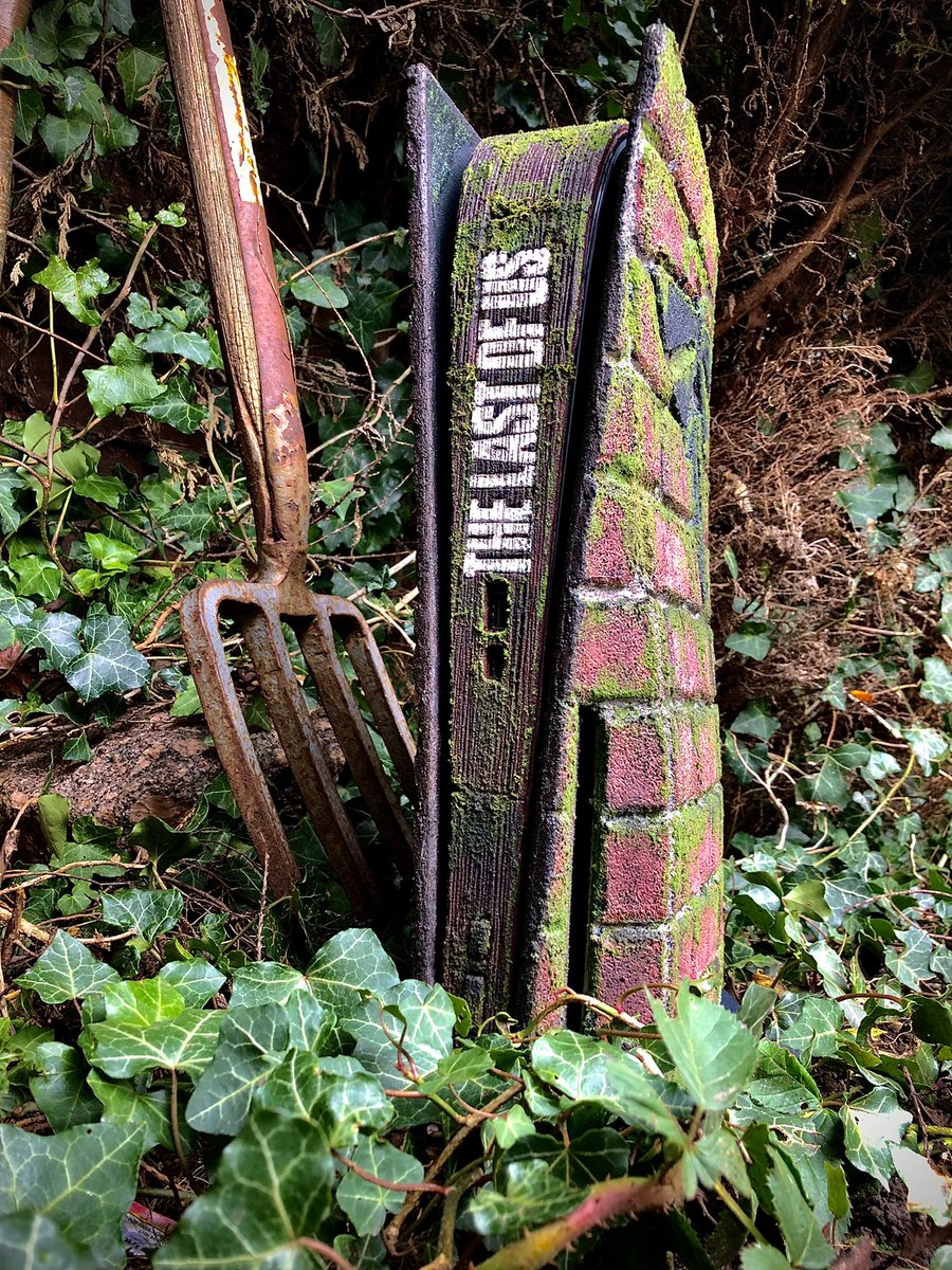 RetroLicker's tweet photo. Iโve been really busy making this TLOU PS5
#retrolicker #gamer #videogames #videogamesaddict #retrogamer #collector #collection #tlou #thelastofus2 #thelastofus #naughtydoggames #playstation #ps5 #playstation5 #tloups5 #thelastofusps5 #tloufanart #thelastofuspart2 @Naughty_Dog https://t.co/v3IuMZfAmO