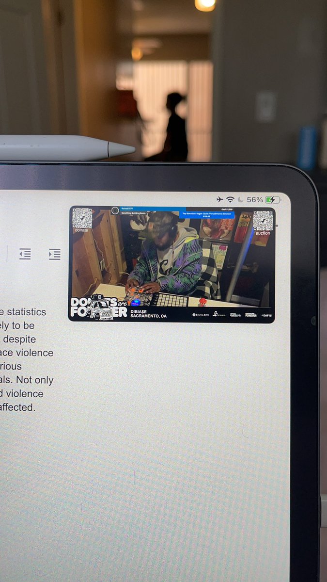 artsyfartsynurs's tweet photo. Got the boy in the distance in Zoom school. Im starting to write a 20-30 page research paper while vibing to Great sets by @quiinnette and @Monalisa7872 . Now onto @darealdibiase on the SP. thanks @DonutsRForever @BuildingBeats @RareFormNYC for organizing #daf15 https://t.co/Y2Ul6vLw8m