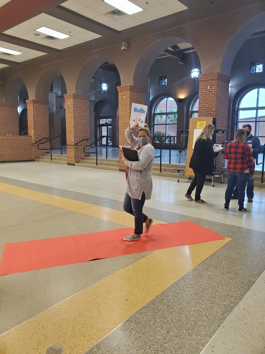 KristyOSako's tweet photo. Rolling out the red carpet for our teacher's viewing of the Data Showcase today! https://t.co/cZYSX2A7Mt