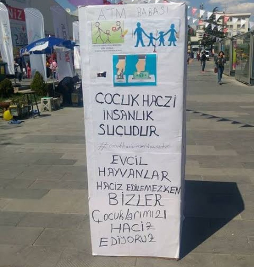 KadirGL16409699's tweet photo. #AilemdenUzakDur

Özellikle @Akparti uzak dursun❗

Akp içindeki
İSTANBUL SÖZLEŞMESİNİ
SÜRESİZ NAFAKAYI savunanlar,

Hayvan yasasını çıkarıp Çocuk Hacizini çıkarmayanlar,

Hırsızı, dokandırıcıya AF çıkarıp Erken evlenenleri HAPSE atanlar

UZAK DURSUN MÜMKÜNSE❗ https://t.co/Q4HvXvNLDU