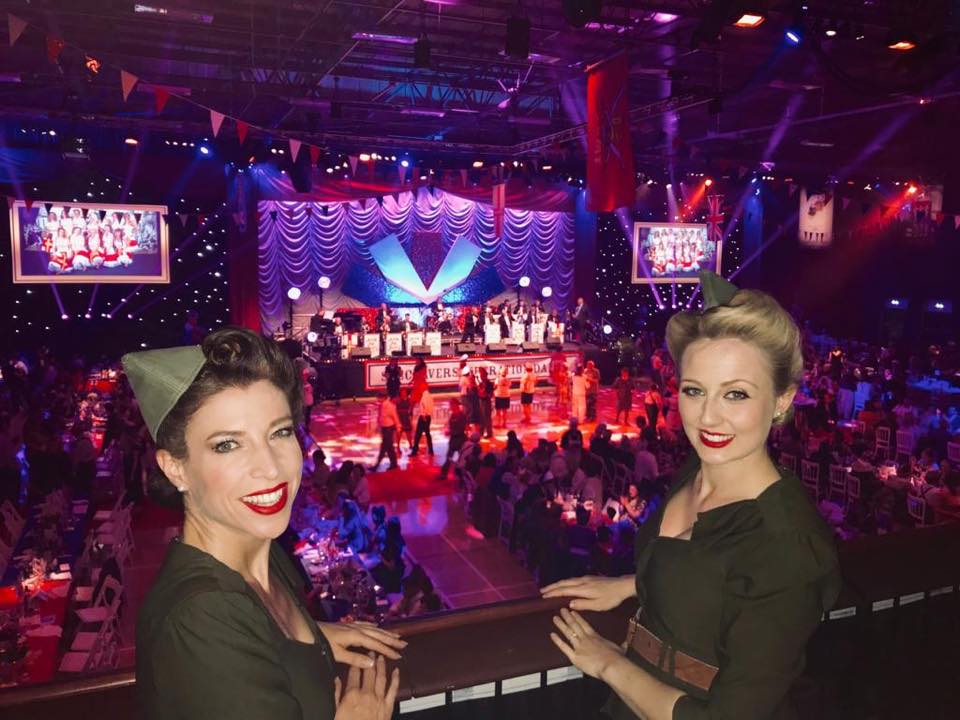TheBombBelles's tweet photo. Dreaming of the stage for this weeks #SingingSaturday 🎙
Reflecting on our time at the @Specsavers spectacular ‘Hangar Ball’ on the beautiful island of Guernsey 🇬🇬
#bombshellbelles #vintagetrio #femaleharmonygroup #1940s #wartime #military #swingsingers #bigband #bombshells https://t.co/kB26tubswr