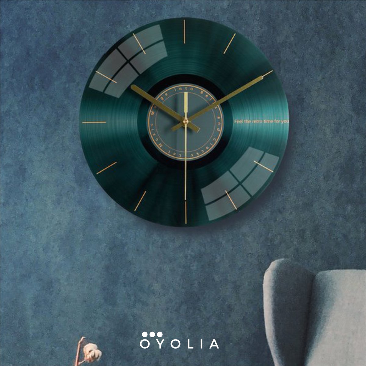 If you find the tik tok of the clock annoying but do not want to switch to a digital watch, then this traditional wall clock with a modern twist is the perfect choice for you.
----
🛍️ bit.ly/37hDw79
.
#oyoliastore #homedecor #interiordesign #home #interior #decor #design