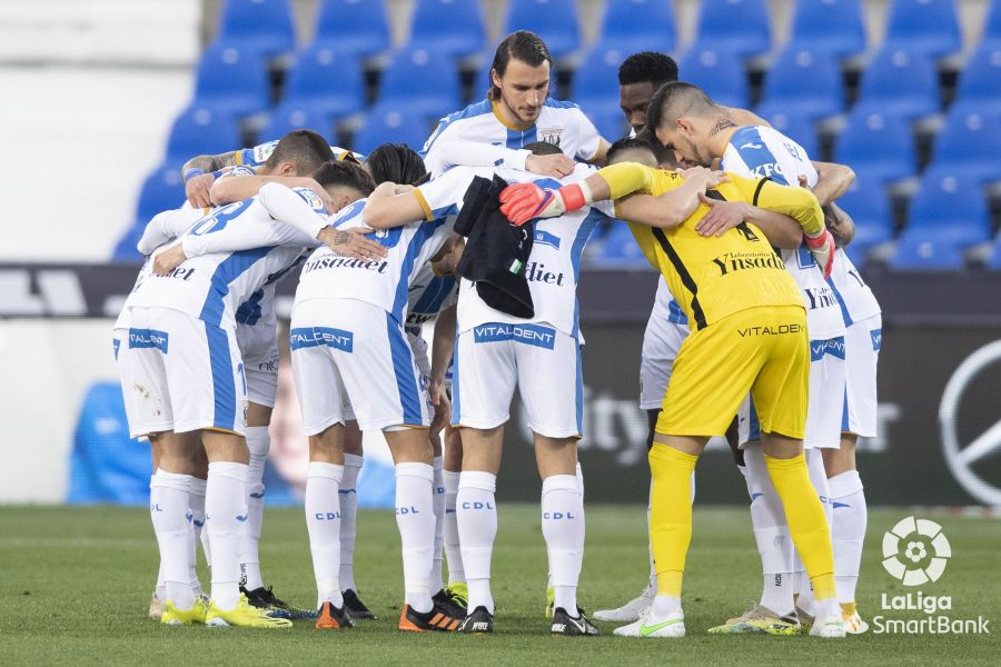 Sumar y seguir. Todos juntos <a href="/CDLeganes/">C.D. Leganés</a> ⚪ 🔵 #SentimientoPepinero
