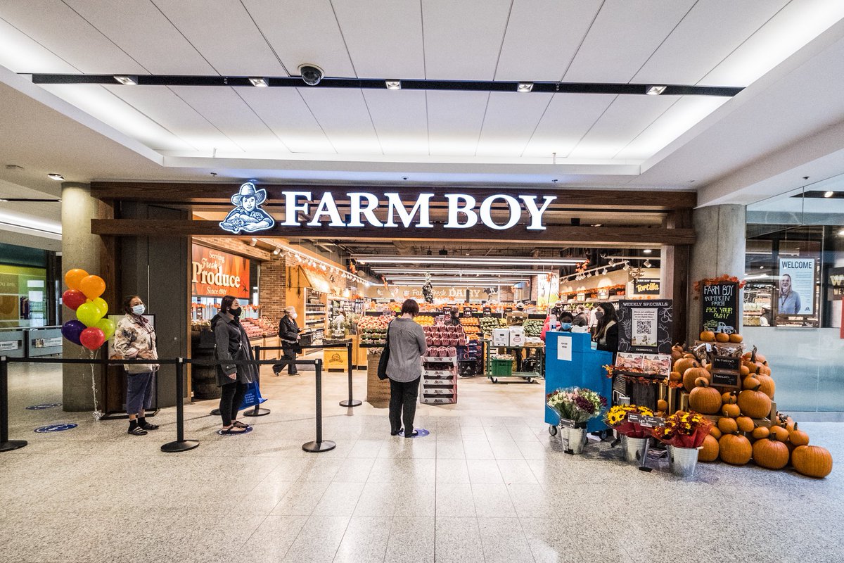 In today’s  @readthepeak I wrote about Farm Boy, a Cornwall, ON grocer that was bought by Sobey’s for nearly a billion dollars.Here’s a thread about their incredible rise 