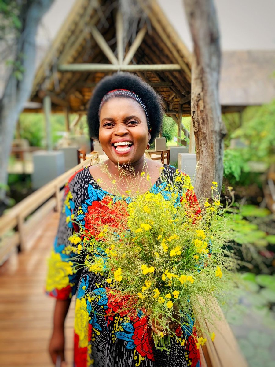 Our Fabulous Aggie 💖🍒💖 The Royal Chundu Chitenge Cherry 👑

We look for to welcoming you to our home on the Zambezi, guests near and far! Come and play ✨💦 Contact us for current specials: reservations@royalchundu.com

#royalchundu #zambia #zambezi <a href="/RelaisChateaux/">Relais & Châteaux</a>