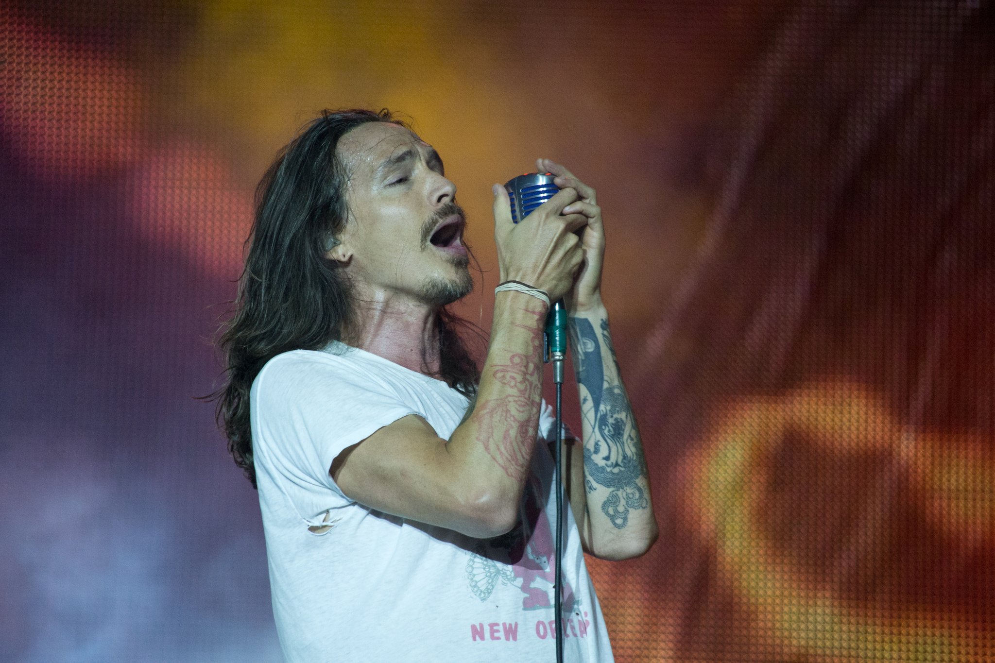 Please join me here at in wishing the one and only Brandon Boyd a very Happy 45th Birthday today  