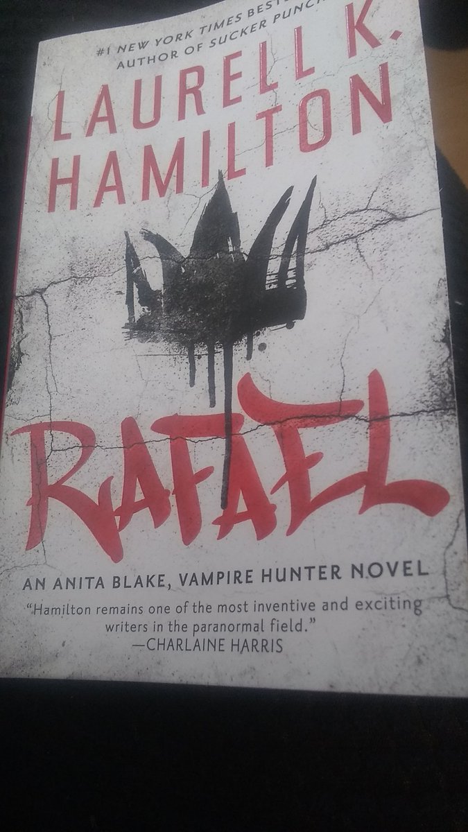 CaressedByNite's tweet photo. Another amazing book that i couldnt put down for even a second. @LKHamilton It was absolutely amazing! Thank you for all your hard work, and producing this little gem. https://t.co/IJJSXB6ZnV