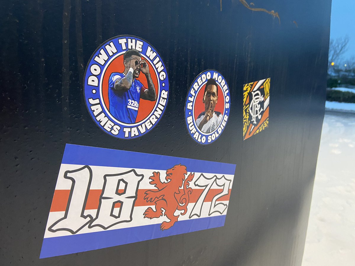 🇬🇧GIVEAWAY LAUNCH🇬🇧

After a successful launch over on our Instagram we are giving you another chance to win our brand new sticker pack...

All you need to do to be entered into the draw is RETWEET and FOLLOW our page.

Good luck! 🔴⚪️🔵