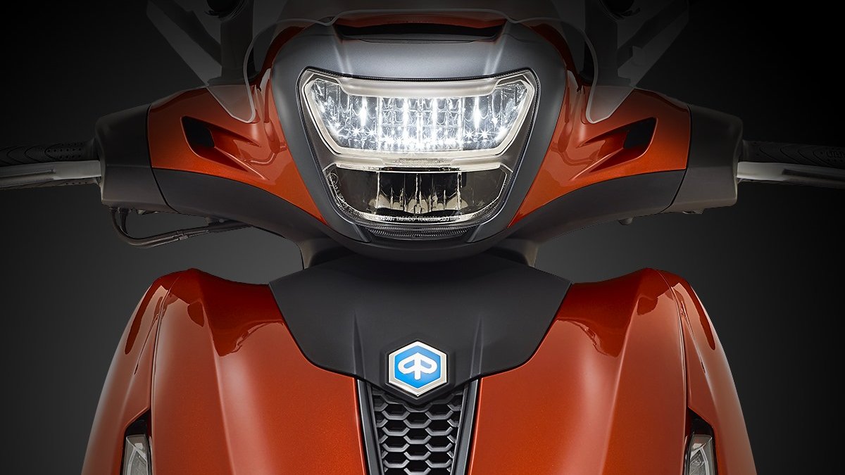 Piaggio UK tweet media