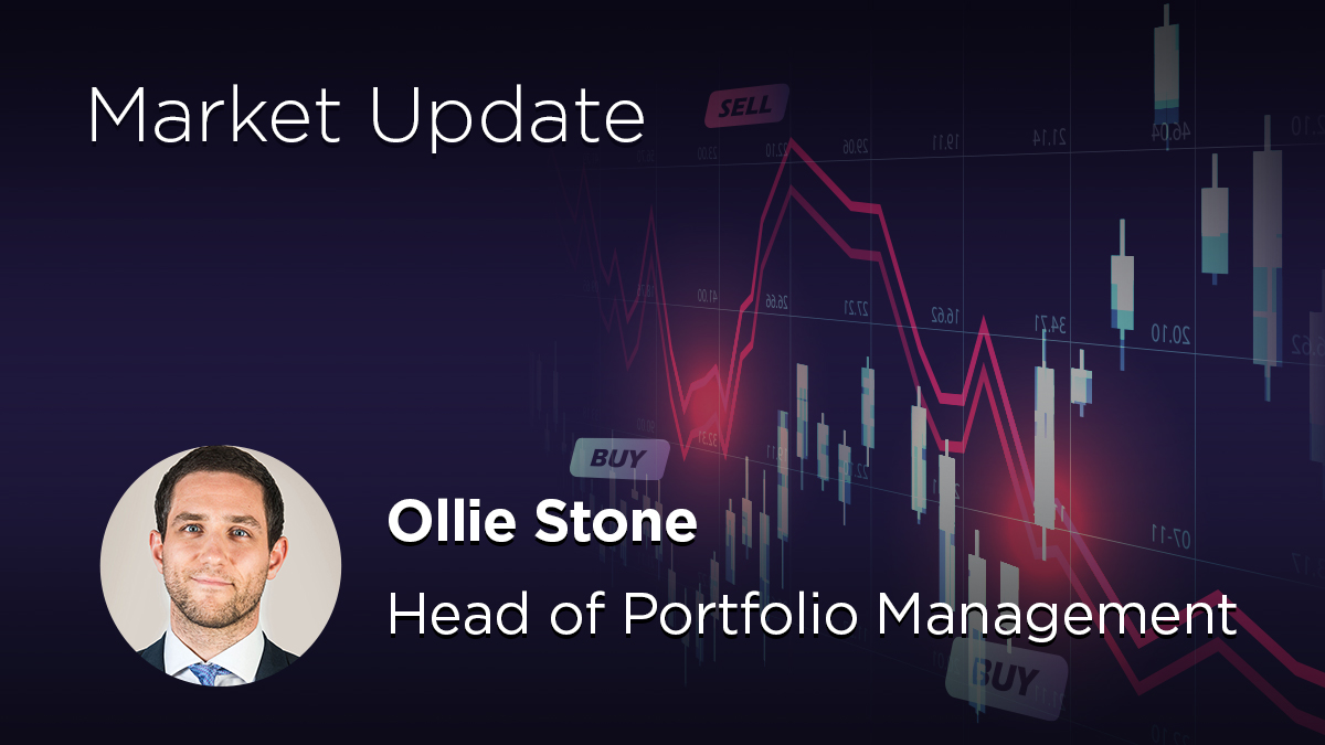 The BoE's latest forecasts suggest the economy is likely to shrink in the first quarter of 2021, but that the successful vaccine rollout and a surge in household savings during lockdowns could power a sharp recovery thereafter. Read more: bit.ly/3bcEq6d #marketupdate