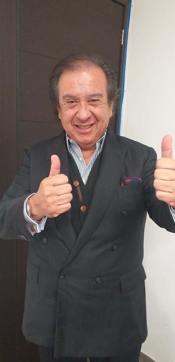 FactorRadioPue's tweet photo. El Programa de hoy @OficialEspiral @cmaciaspalma @polodelara @rojasdiazduran @PartidoMorenaMx @MorenaEnPuebla @SarahiiMunoz @periodistasoy @e_consulta @ElviraGaytanCo1 @PTPueblaOficial @ZaraFlores18 @Puebla1Noticias https://t.co/S6ilulbP7N