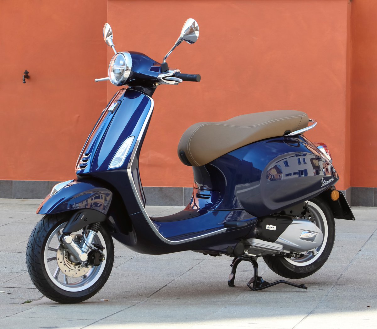 Vespa UK tweet media