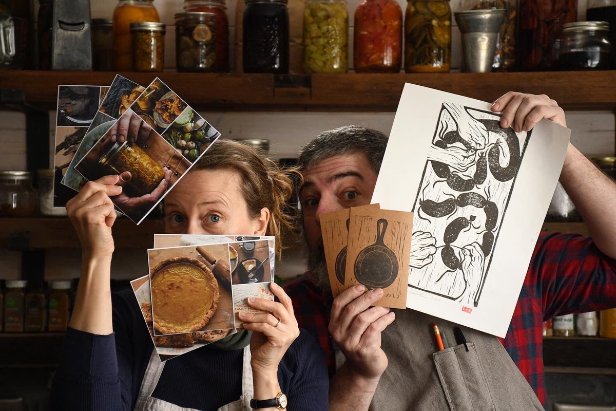 pickleshlfradio's tweet photo. Feb 15th means it’s the last day to sign up for this month’s round of goodies on the Lost Creek Farm (Pickle Shelf HQ) Patreon. A featured recipe card each month at $10+, block prints for everyone! Support this show and other free content from the Lost Creek kitchen! ⬇️⬇️⬇️ https://t.co/Q1RrBvQVzt