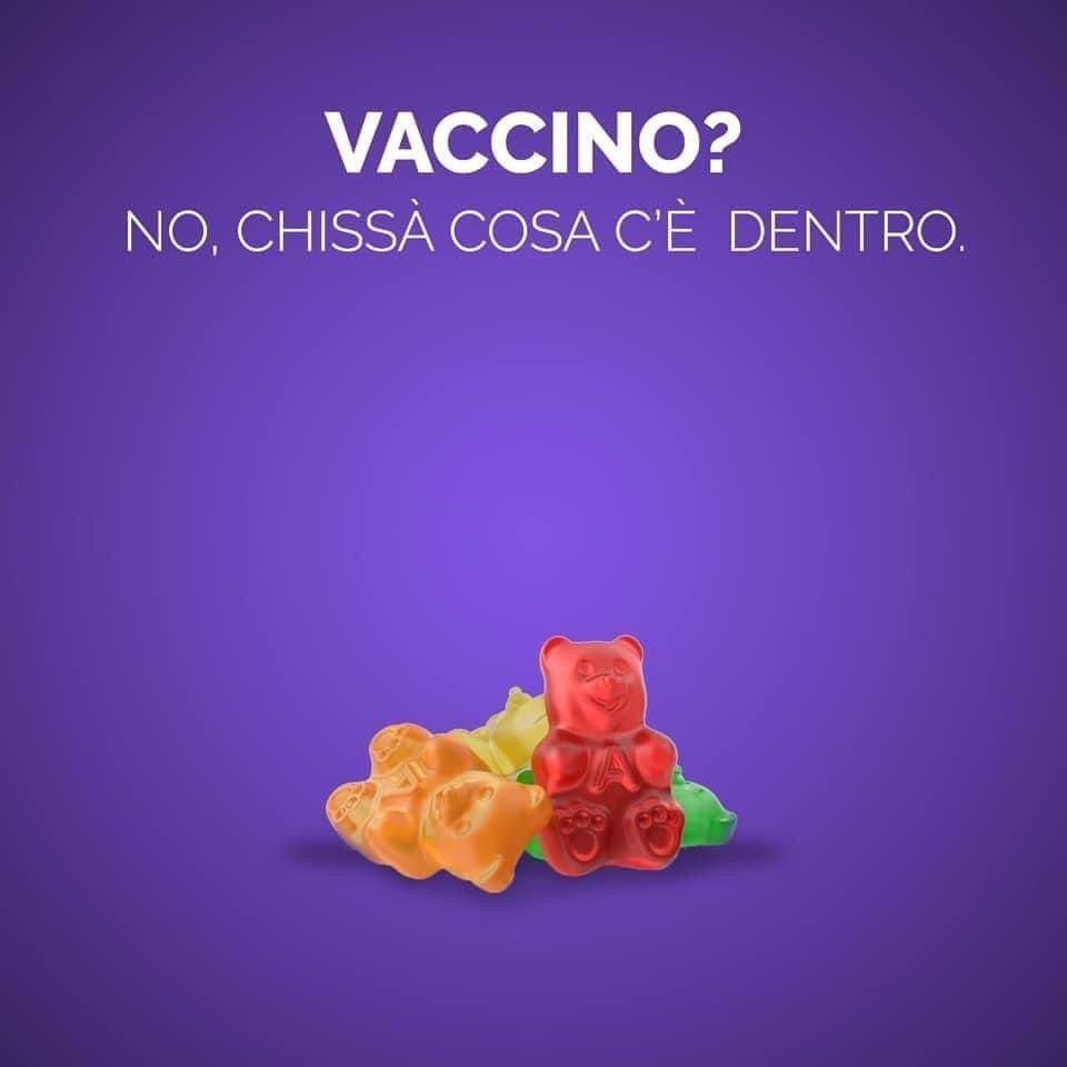 RiccardoPirrone's tweet photo. Ho appena assunto un nuovo grafico. L'ho conosciuto online perché uno dei suoi ultimi lavori è stato ripreso in pratica da tutte le testate giornalistiche.
Diamo il benvenuto a Samuele Lorenzo in #KiRweb 💣 https://t.co/OhWWBRk4em