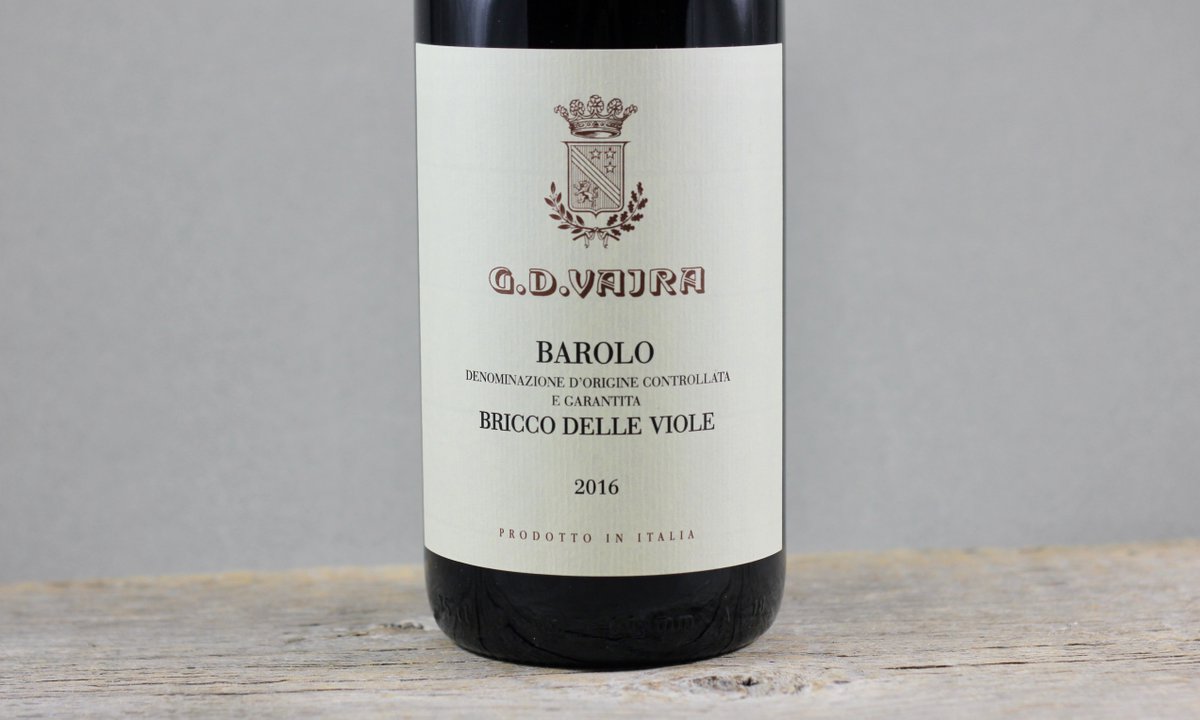 KogodWine's tweet photo. Late-Harvest Longing: 2016 G.D. Vajra Barolo - https://t.co/PL1pwpPQP2 #WinesofPlace #Vajra #Barolo #Nebbiolo #Piedmont #BriccodelleViole #KyeFreisa #GDVajra #Dolcetto #Barbera #Freisa https://t.co/dLFFCmXQID