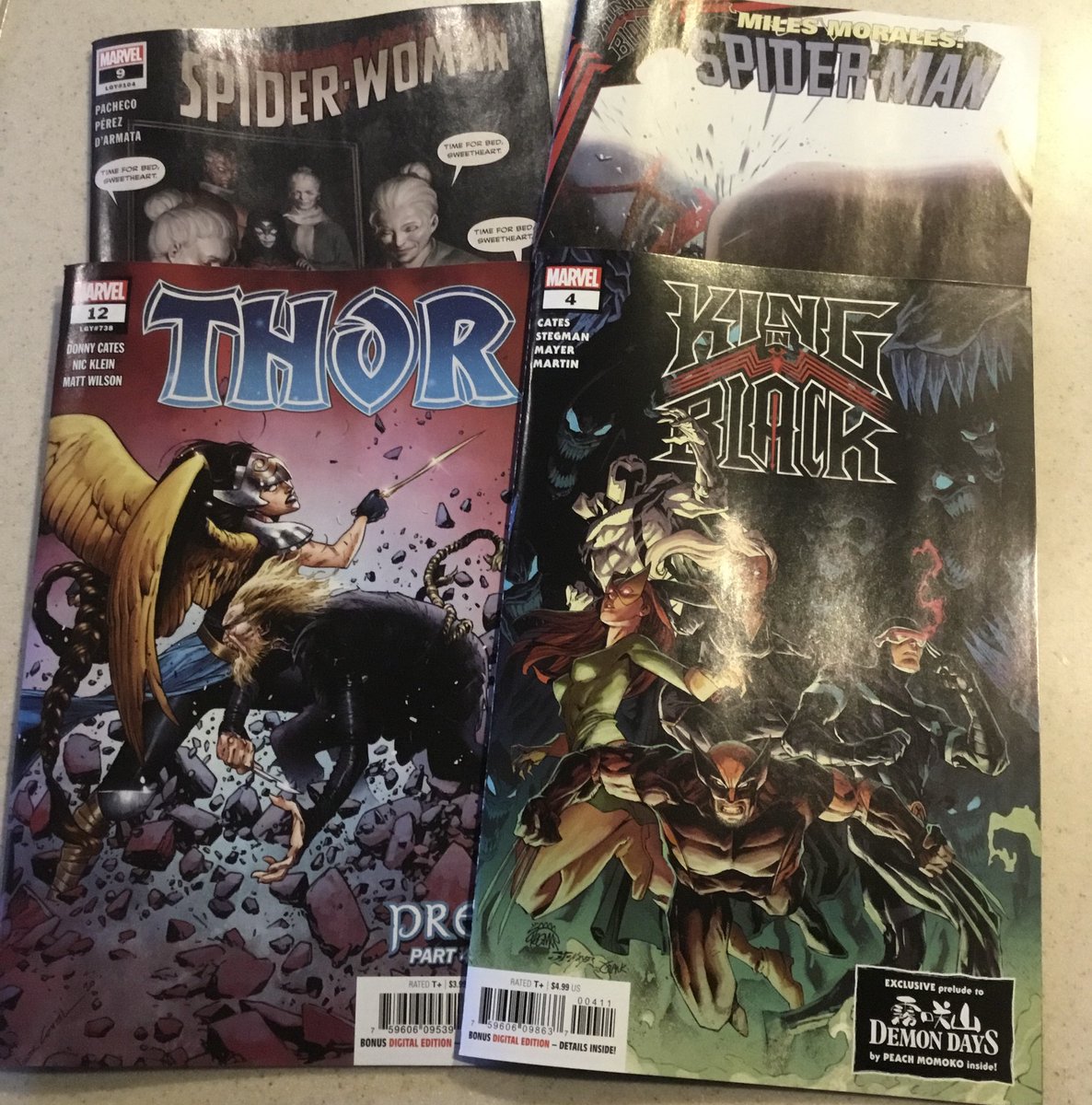 Are you a @marvel fan?  It doesn’t get better than this #newcomicbookday Donny Cates is at the top of his game.  Thor #12 & King in Black #4 are both 10/10.  Run to your LCS Wednesday.  Tell em ole Lar sent you. https://t.co/tlUFneLJb5
