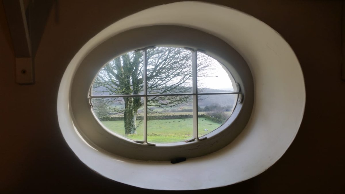 WyeValleyNL's tweet photo. This is an oval window in a round house! Who knows where Monday's mystery view is?

#wyevalleyaonb #visitmonomouthshire #deanwye #mondaymystery https://t.co/LLa0cADD8W