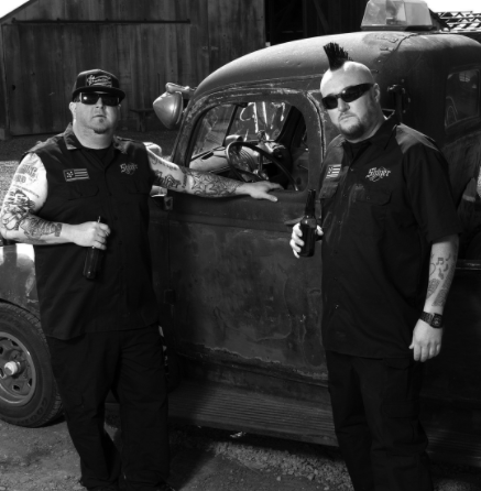 It’s great to see live music slowly and safely returning. Check out upcoming shows at Headlights Bar &amp; Grill in Kansas City, including <a href="/MoonshineBandit/">MOONSHINE BANDITS</a> on June 3rd. Get your tickets through Tikly at go.tikly.co/e/7.