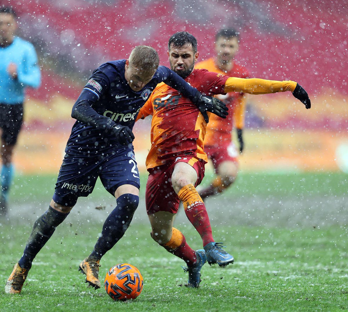 GalatasaraySK's tweet photo. ���� https://t.co/bKzo1hYOE2