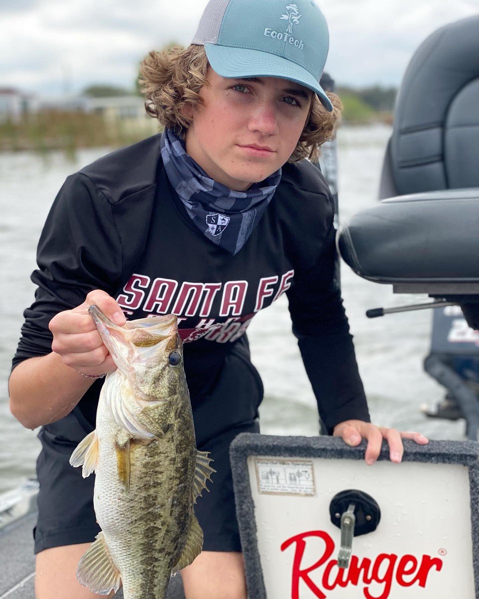 EvanWadeNewell's tweet photo. Thank you, @RangerBoats for keeping us safe and successful on the water! https://t.co/ux28REKj5c