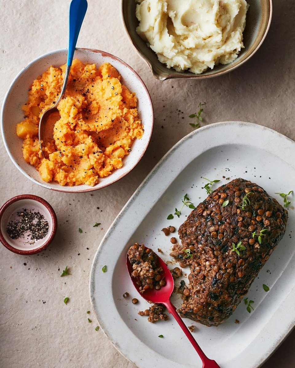 ActionAllAreas's tweet photo. How many of you have tried the recipes over on @MeatFreeMonday's website, aren't they just fab? 

Check them out: https://t.co/b2c6kmKKQb if you haven't already 🌱🤩

#MFMCountMeIn https://t.co/22BLrvVXTY