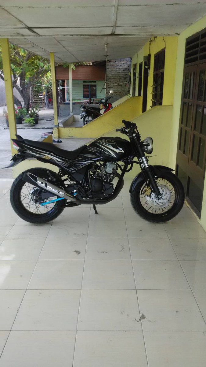 markus_NavArc's tweet photo. Ahsudahlah boy
#scorpioz #225cc #rantaumedan https://t.co/0J4EyIZ6qY