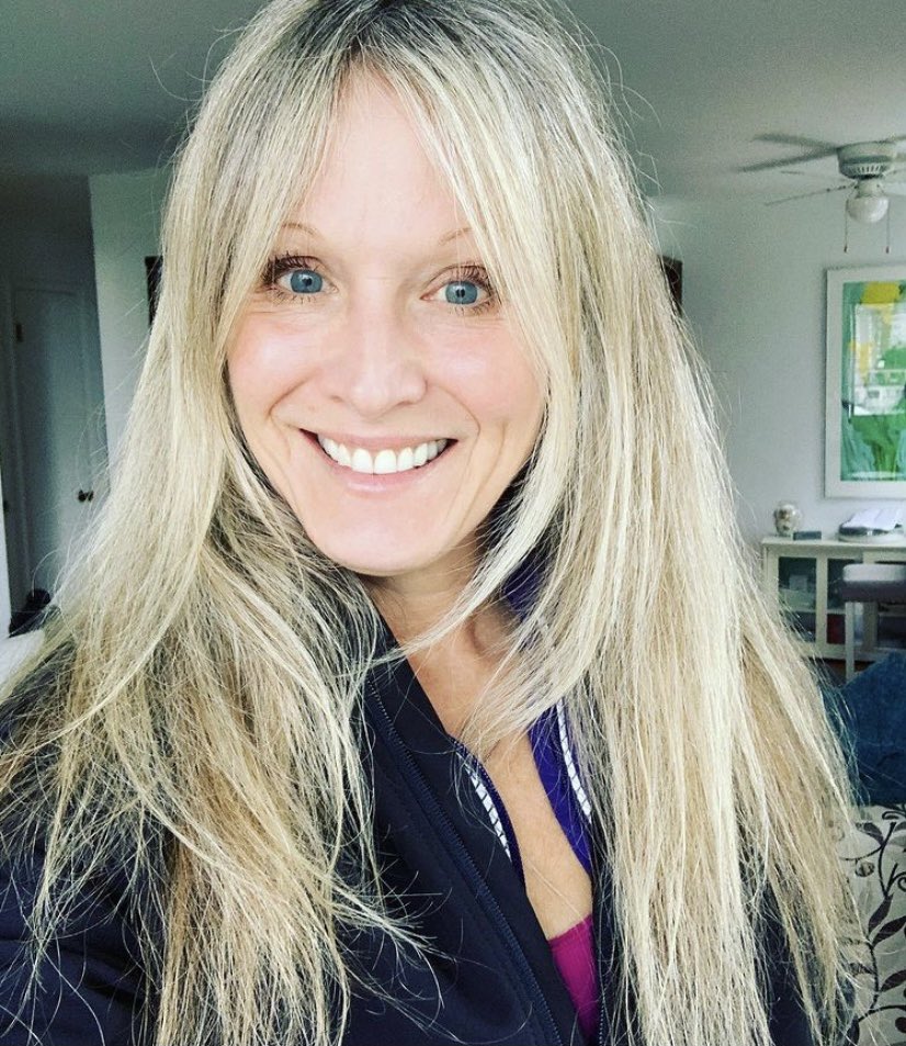 Cheated on my husband today with a 20 year old! Retweet and comment if you want to talk to me about dirty things!!! #cumtribute #dicktribute #sexting #nudes