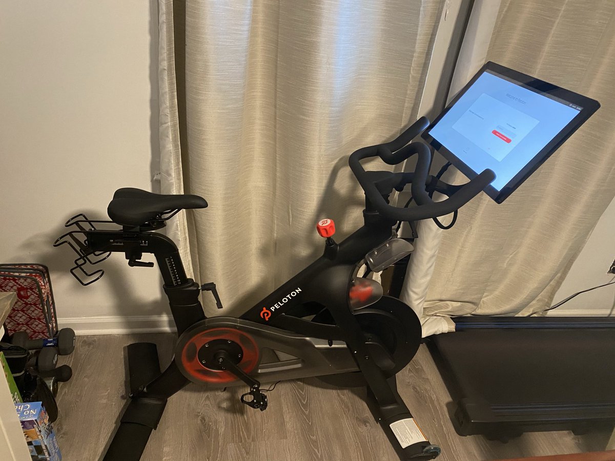 busy_b_parent's tweet photo. I’m new to the #onepeloton world!!! It’s been a week with my bike &amp; I’m loving every bit of it!!!! #cycling #workout #momfit #healthylifestyle #momlife #peletonmom https://t.co/IryqPCEOz9
