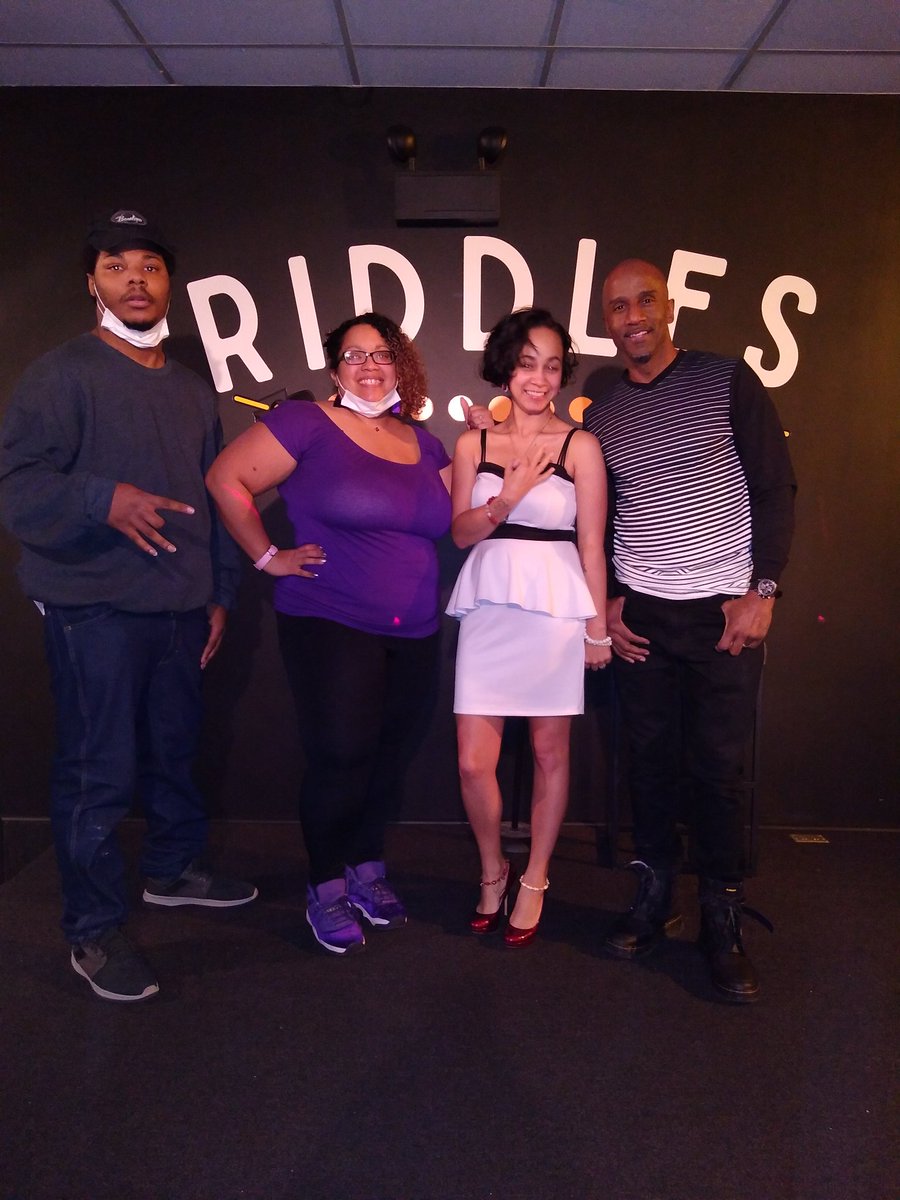 EntFluent's tweet photo. Sending a special thank you to the two comedic legends of comedy TK Kirkland and Damon Williams for the opportunity; Robert Kane and Riddles Comedy Club for the hospitality. #TeamFluent @TKKIRKLAND @DamonWilliam @ShantaysLove @RiddlesComedy https://t.co/iXTUfGhy09