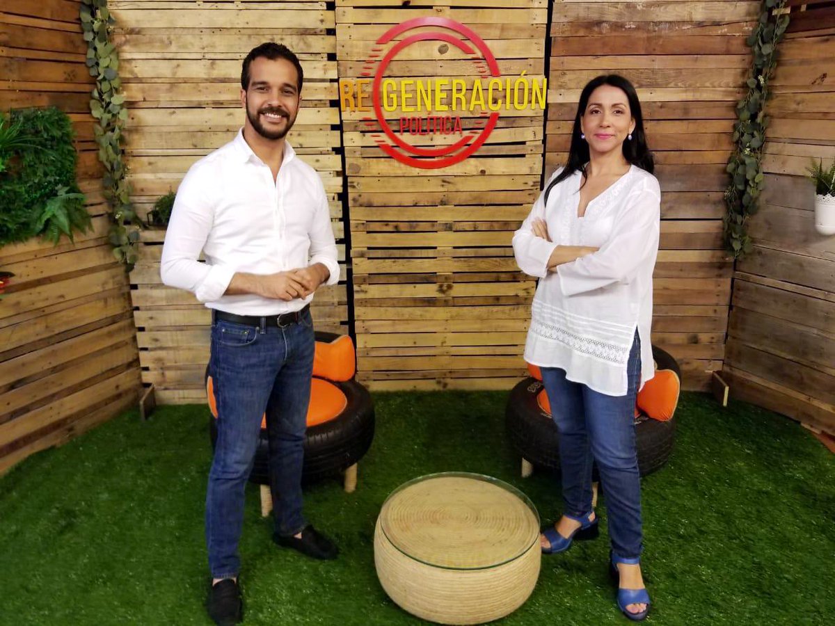 Felicidades <a href="/ClaudiaRita/">ClaudiaRita</a> y <a href="/DanielSantosD/">Daniel Santos</a> por su triunfo en las elecciones del Comité Central del <a href="/PLDenlinea/">PLD</a>.

¡La #RegeneraciónPolítica es indetenible! ✊🏼🌹